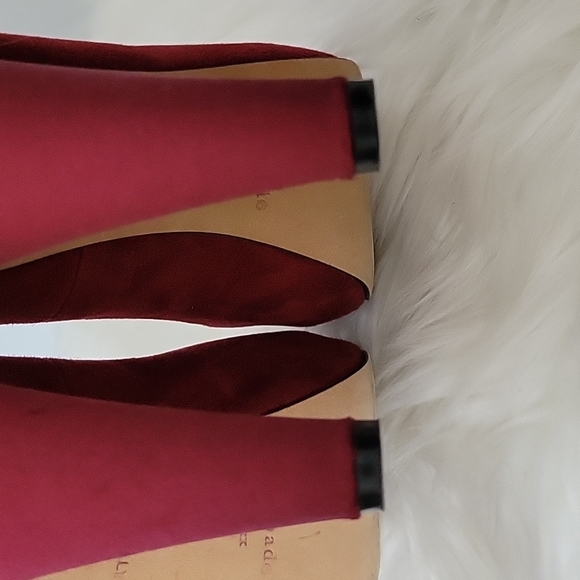 Beautiful Kate Spade Velvet Peep-Toe Heels - Picture 13 of 13